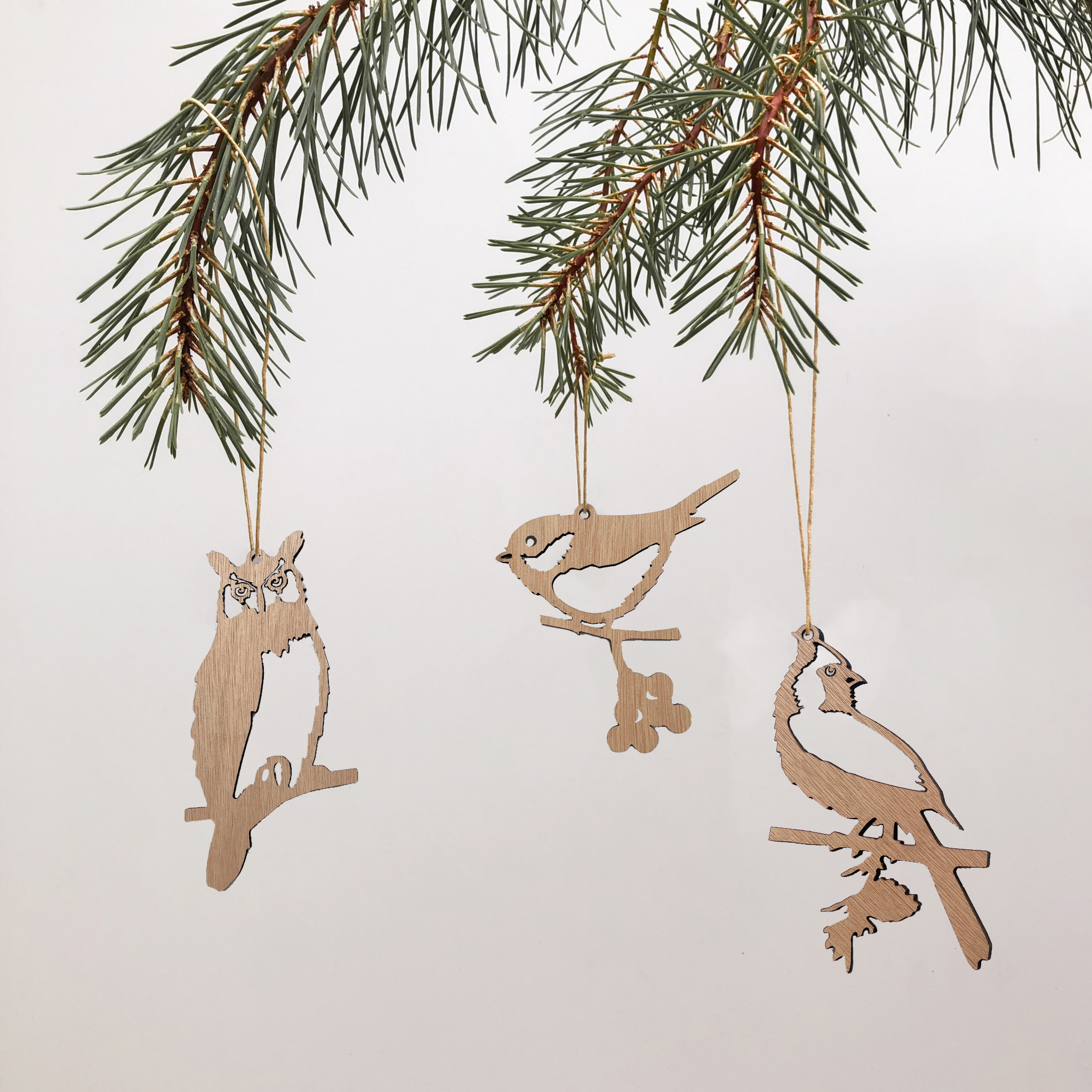 WOODEN HANGING DECORATIONS